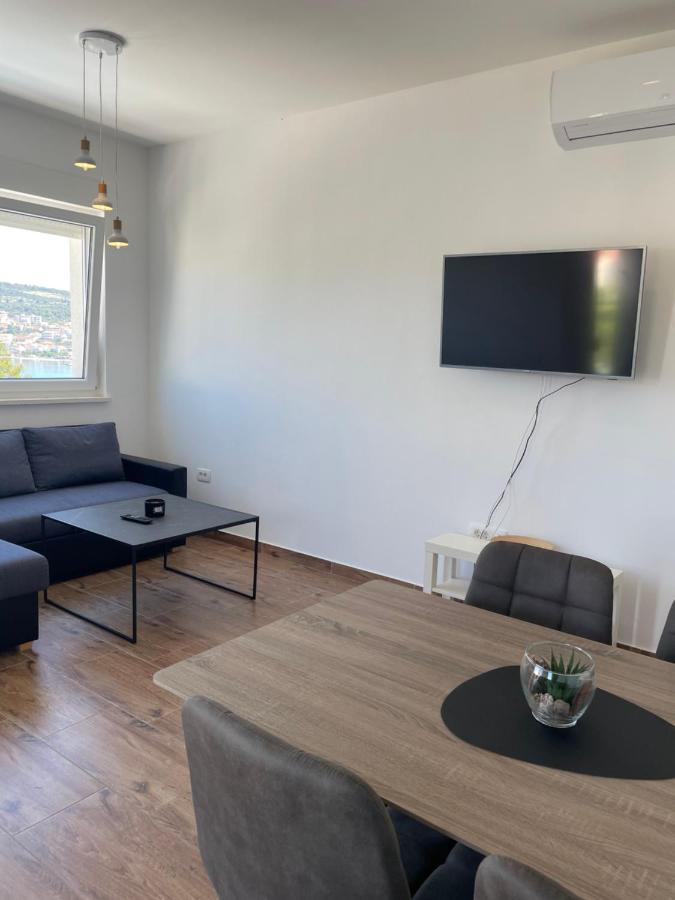 A&A Apartments By The Sea Trogir Exterior foto
